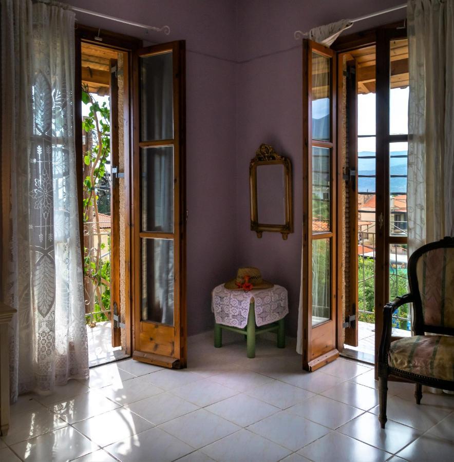 Ifigenia'S Rooms Kardamyli Extérieur photo